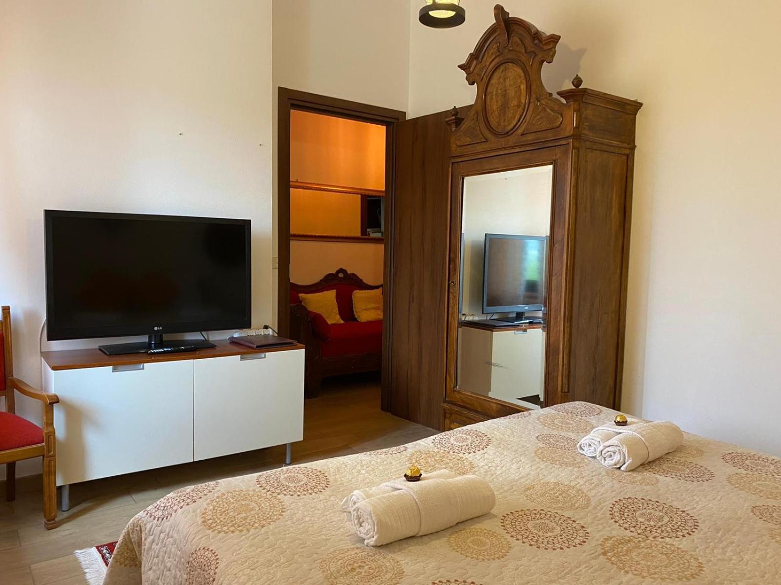 Agriturismo La Ruota Montelupo Albese Exterior foto